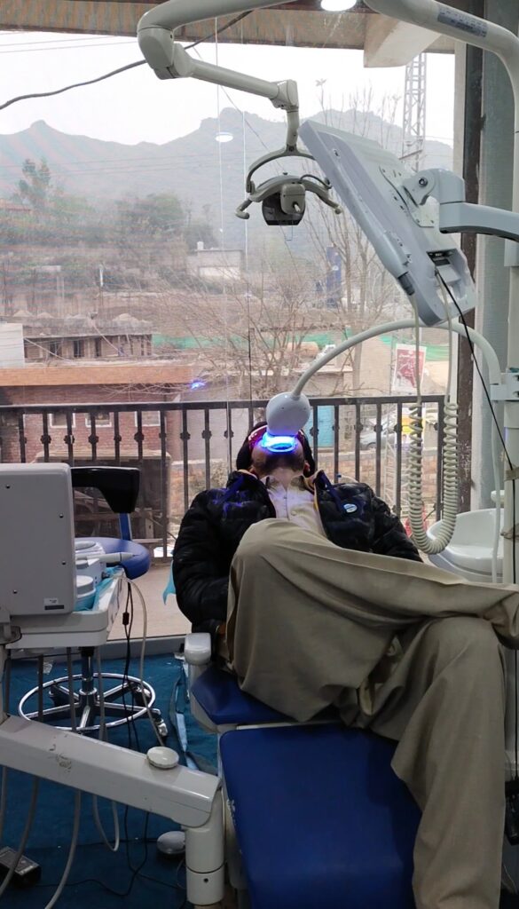 "A Brilliant Smile: Shahab's Power teeth Whitening Story" blog post with headings:

Introduction: Setting the Stage
Motivation and Consultation
Treatment Process: Two Repeated Sessions of 15 Minutes Each
Results and Maintenance
Conclusion: A Radiant Smile and a Confident Individual